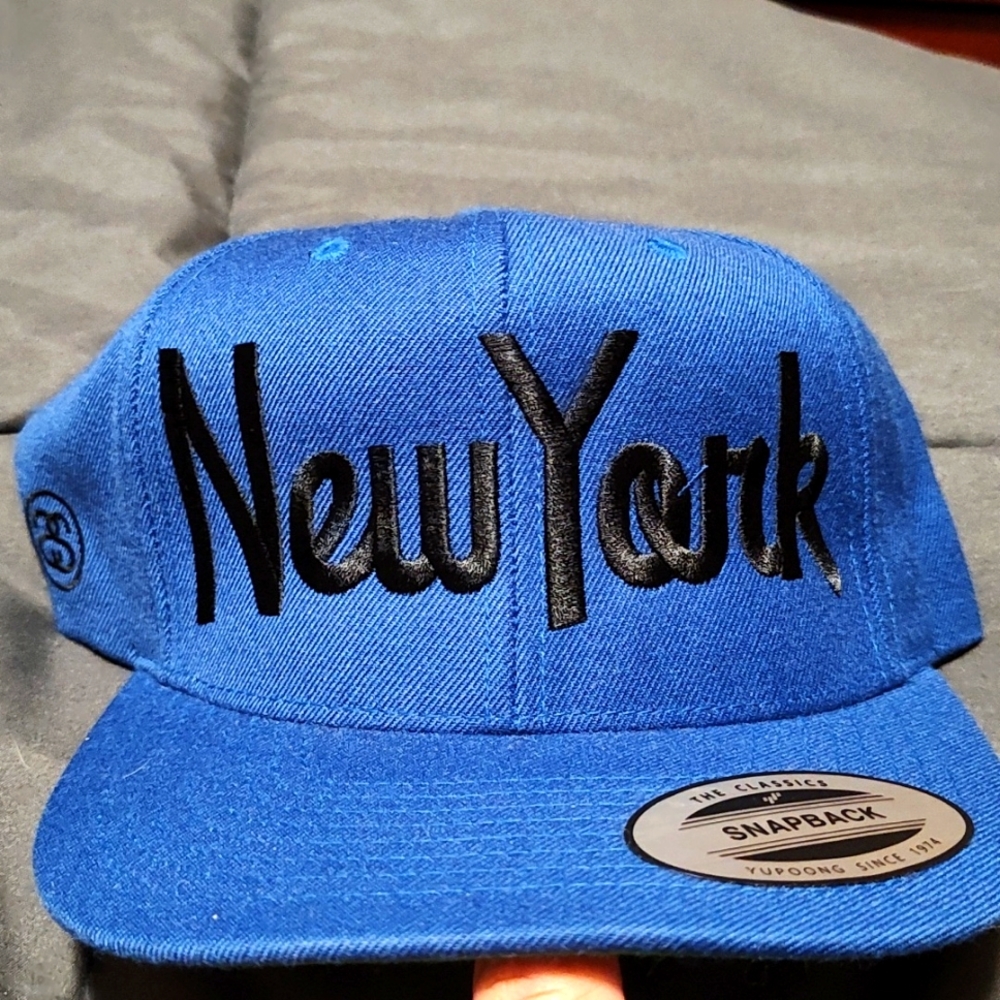 Snap cap stussy hat